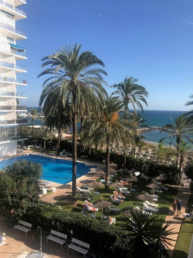 Marbella Beachfront Apartment Екстериор снимка