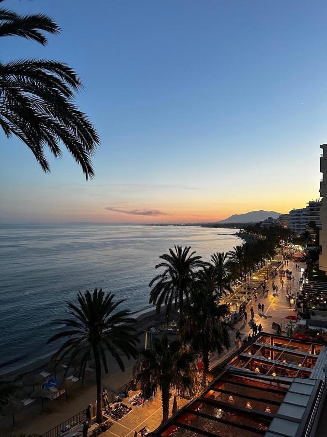 Marbella Beachfront Apartment Екстериор снимка