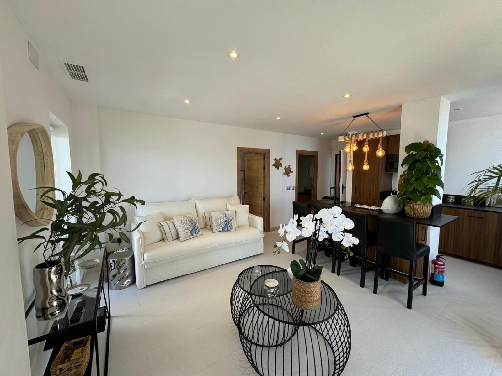 Marbella Beachfront Apartment Екстериор снимка